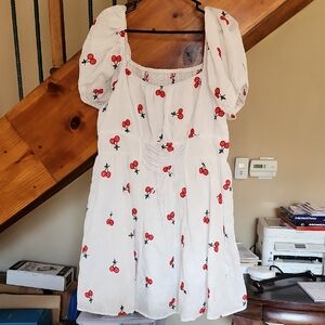 SHEIN Curve White Garment